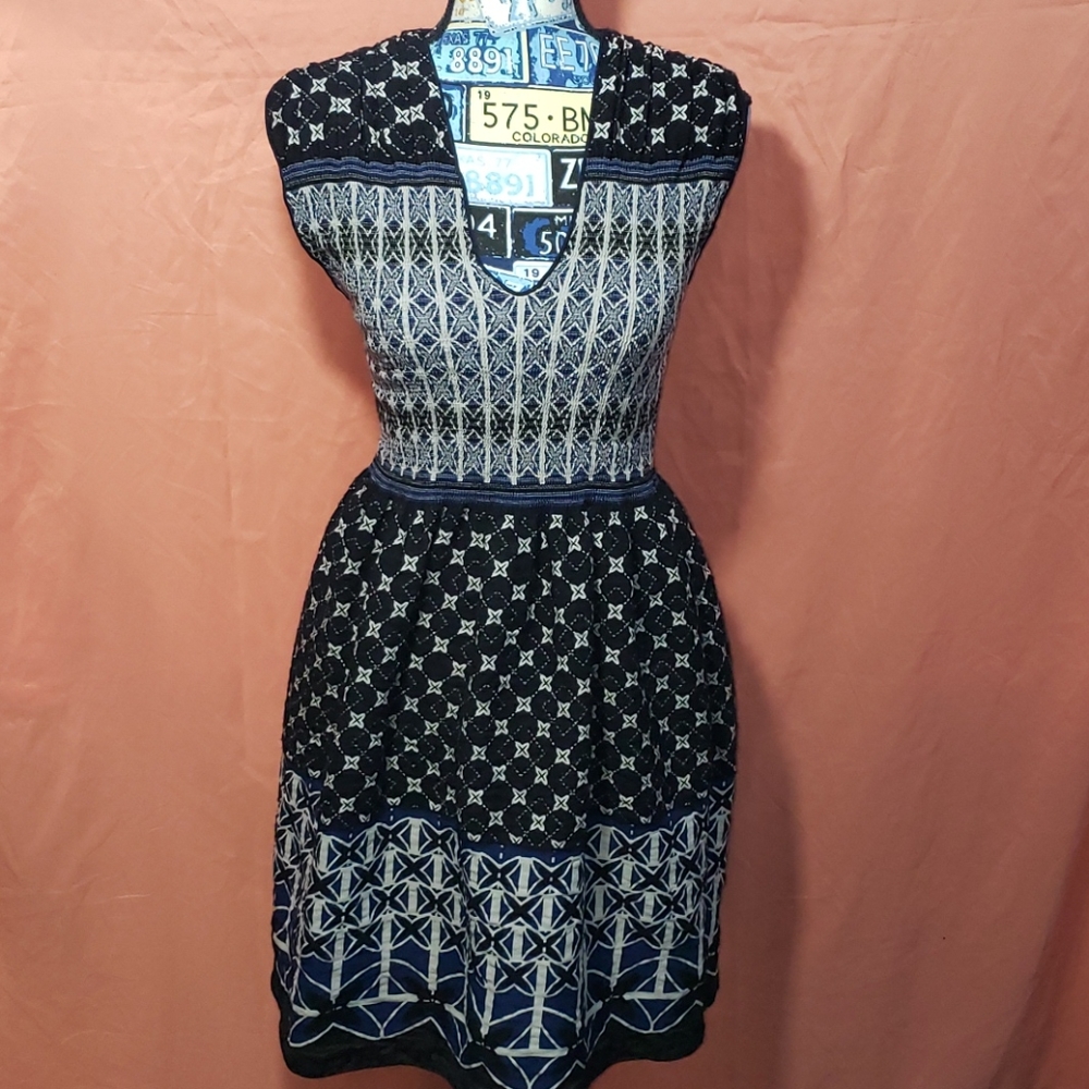 Max Studio black and blue dress